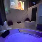 Espace-jacuzzi-cinema-nintendo Switch Apartman *