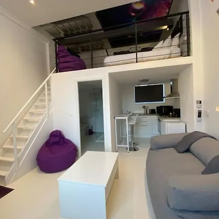 Capsule Espace-jacuzzi-cinema-nintendo Switch Roubaix